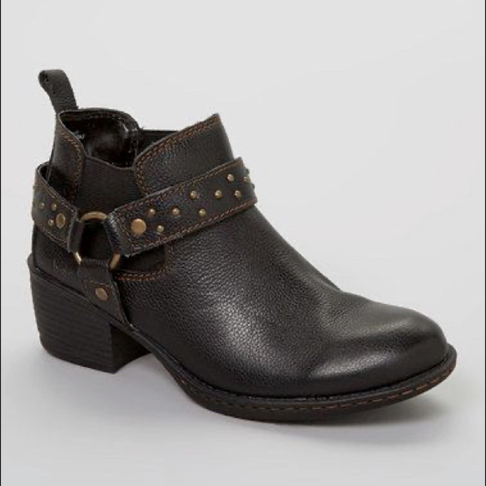 B.o.c Women’s Black Leather Bootie